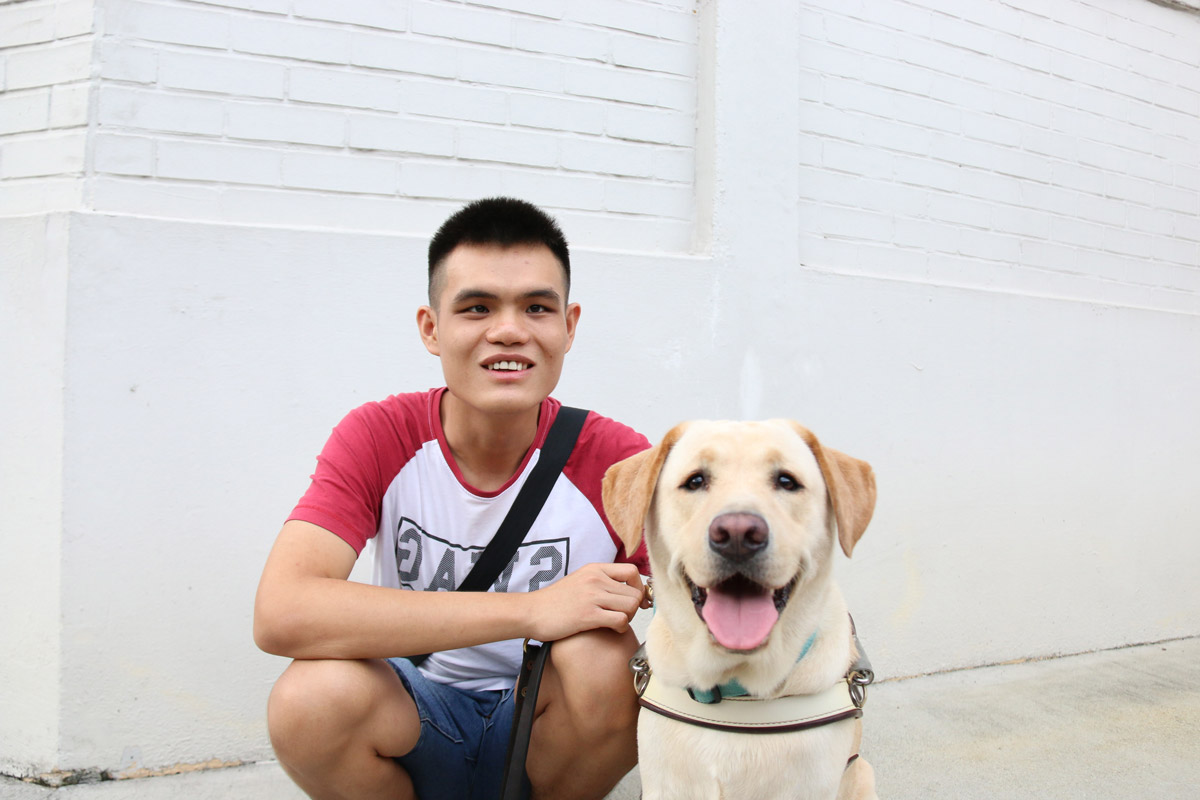 Guide Dogs Singapore Special: Meet Service Dog Clare and Handler Hong Sen